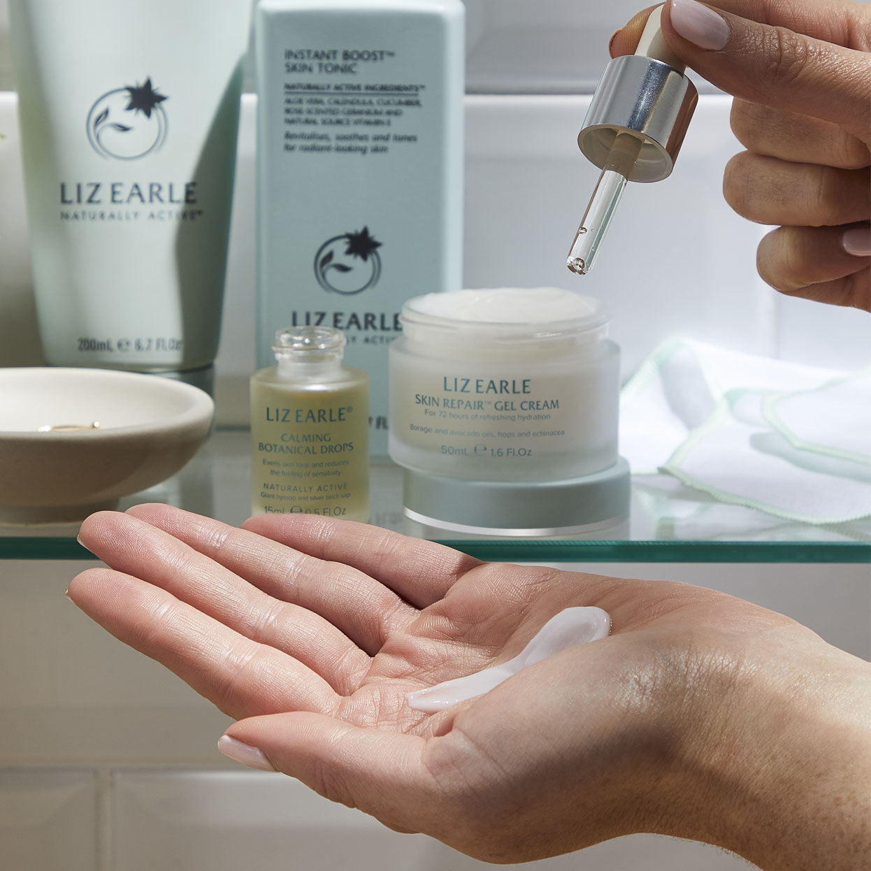 Skin repair deals moisturiser liz earle